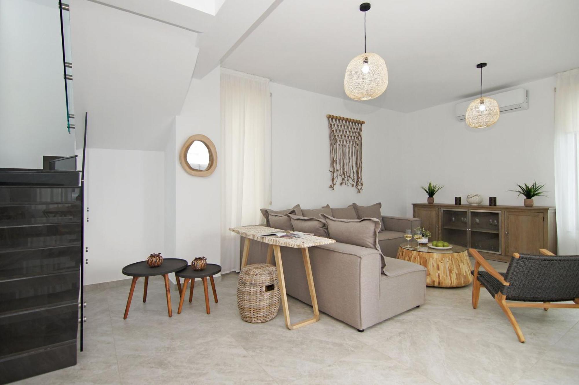 Villa Queen Isabella 普罗塔拉斯 外观 照片